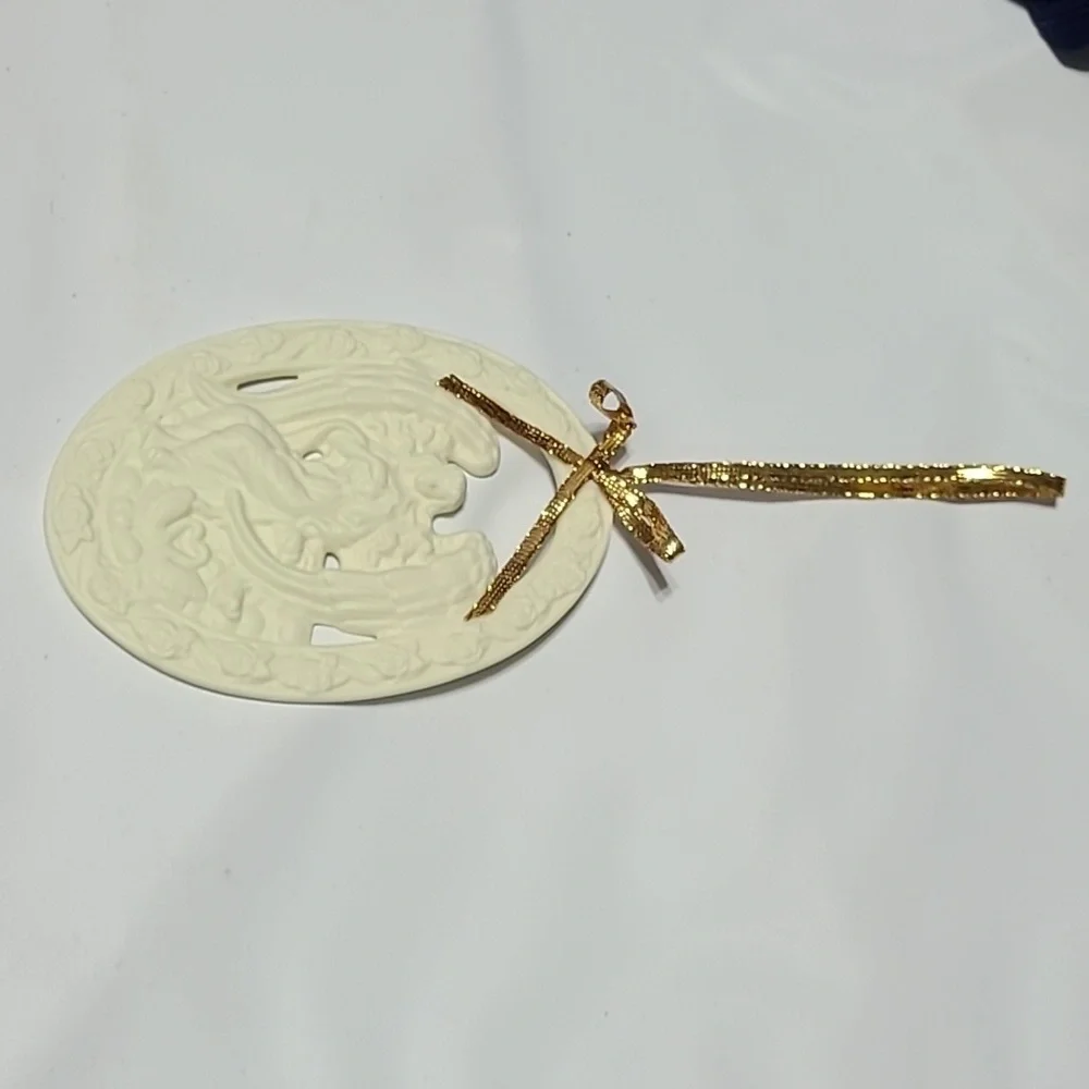 PartyLite 2003 VINTAGE ANGEL‎ OF LOVE ORNAMENT IN BOX